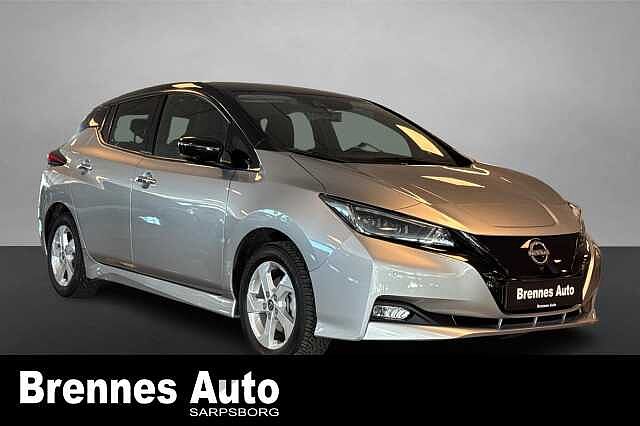 Nissan Leaf /Lav km/Toppmodell/App/360Kamera/Rattvarme/++