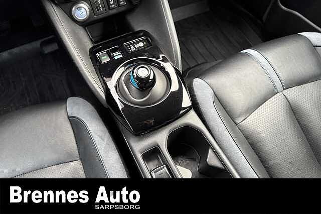Nissan Leaf /APP/360KAMERA/RATTVARME/++