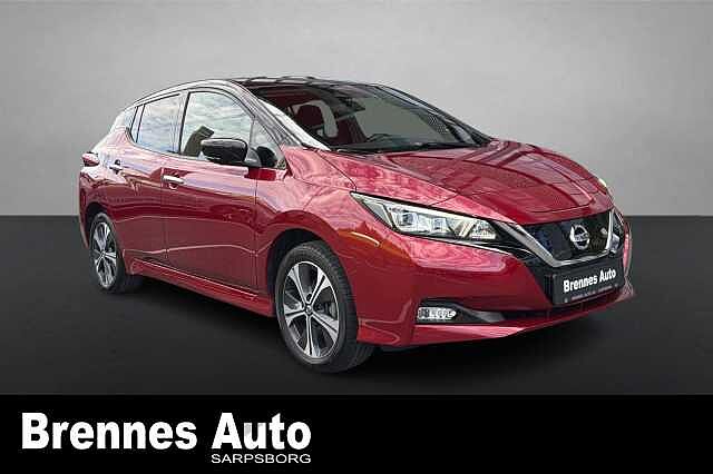 Nissan Leaf /360 Kamera/App/Rattvarme/++
