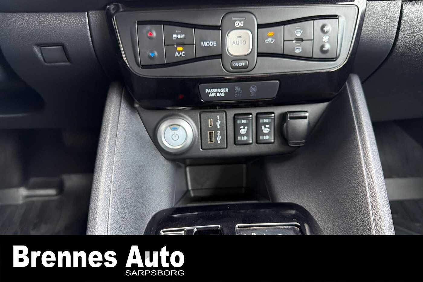 Nissan Leaf /360 Kamera/App/Rattvarme/++
