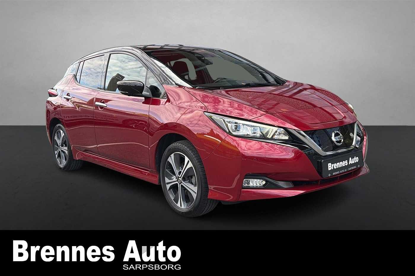 Nissan Leaf /360 Kamera/App/Rattvarme/++