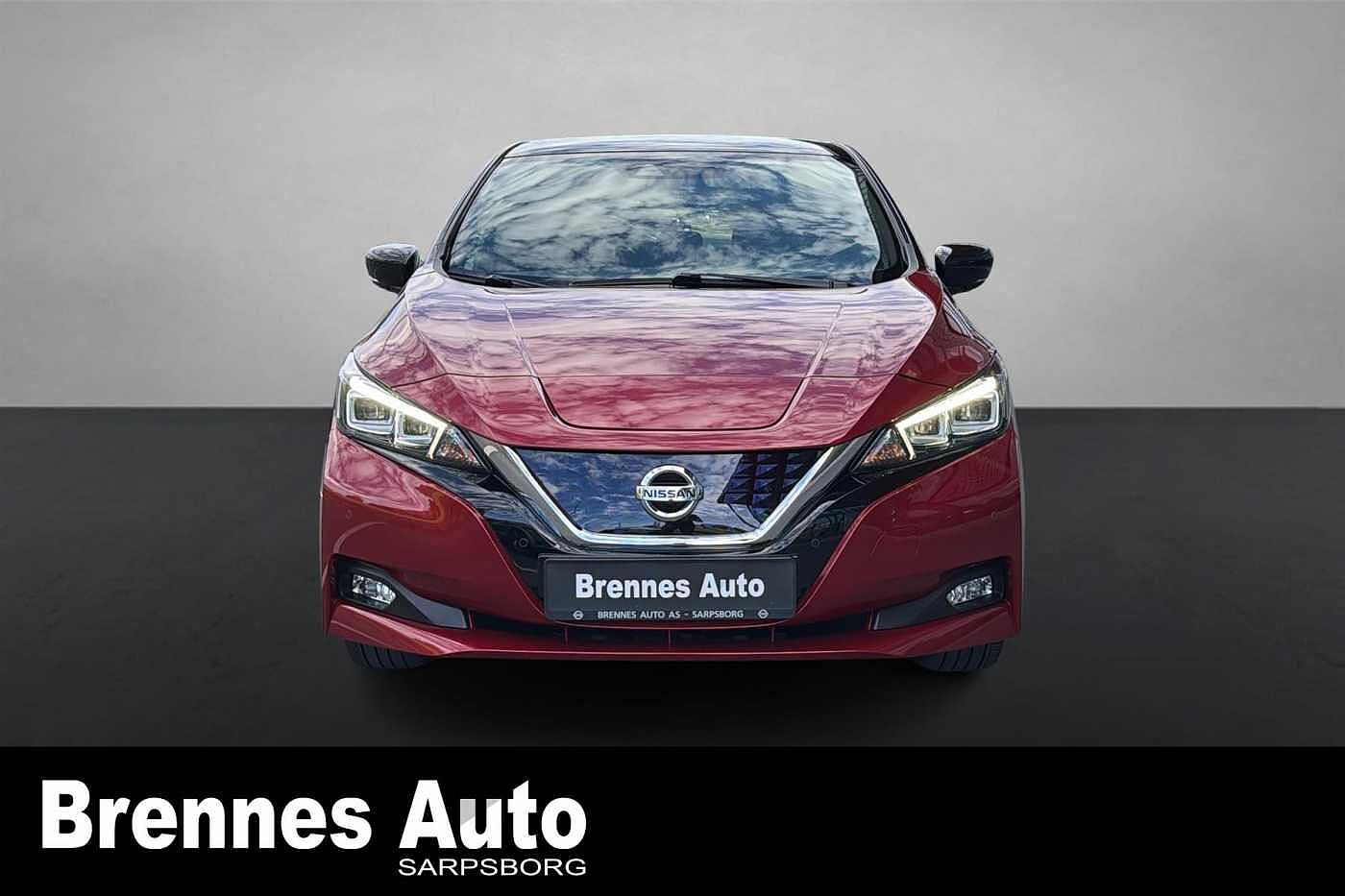 Nissan Leaf /360 Kamera/App/Rattvarme/++